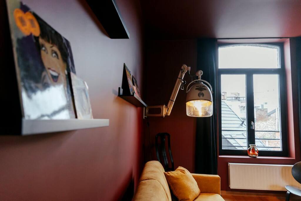 Ferienwohnung Le Retro Chic - Grand Duplex Pour 6 Dans Le Centre Lüttich Exterior foto