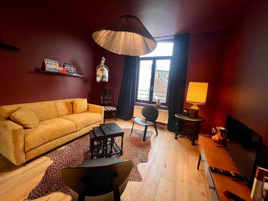 Ferienwohnung Le Retro Chic - Grand Duplex Pour 6 Dans Le Centre Lüttich Exterior foto